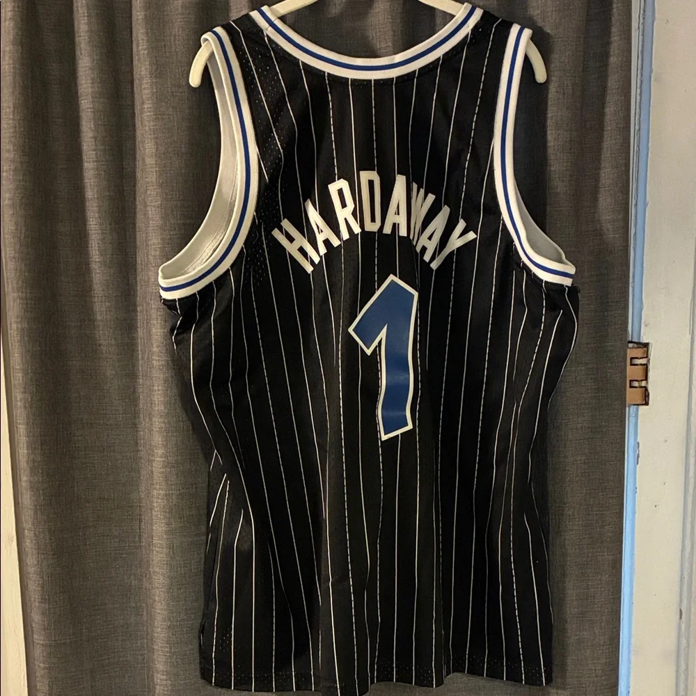 Mitchell & Ness Anfernee Hardaway Jersey - Picture 4 of 5